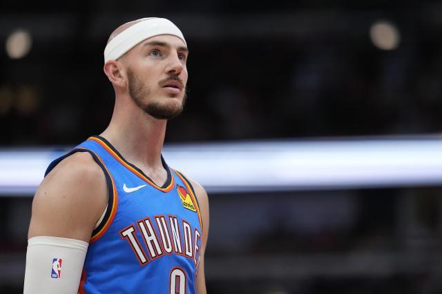 1732939067116060769.jpg Baccara Gaming-勇士曾接近得到卡鲁索 对于拉文完全不感兴趣