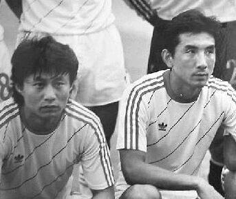 百家乐游戏-他是老辽足阵中“奔跑的羚羊”,为了家乡球队毅然复出,柳忠长