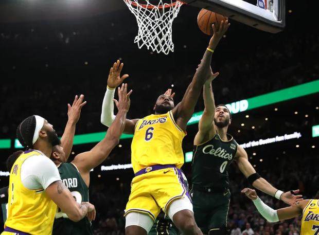 APP下载-湖人17天四度因漏判憾负 NBA回放体系仍存漏洞